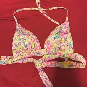 Victoria’s Secret The Plunge Swimwear Bikini Top Size Small